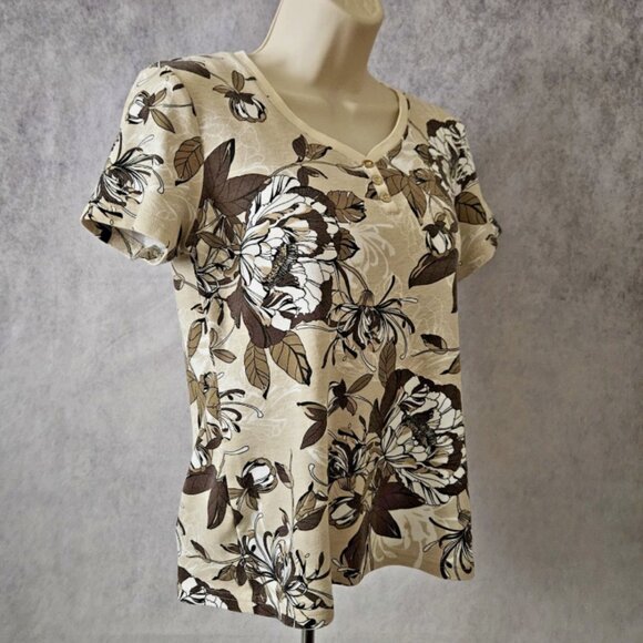 Karen Scott Floral Print Short Sleeve Henley V-Neck Tee-Shirt - Picture 4 of 9
